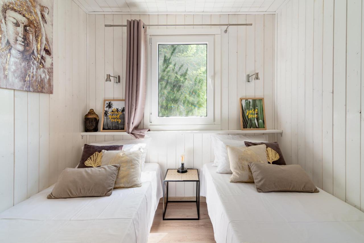 Les Minis Homes Du Bugey - Eco-Lodge Nature ,Un Refuge En Hyper Centre Amberieu-en-Bugey Ngoại thất bức ảnh